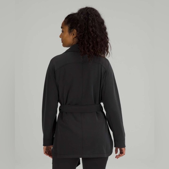 Lululemon Softstreme Belted Wrap size XL/XXL. Black. Worn once.Perfect condition - Picture 4 of 9